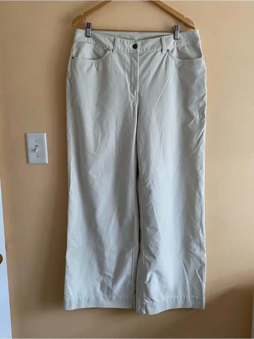 Lululemon City Sleek 5 Pocket High-Rise Wide-Leg Pant Woman 32 Bone Office 2023